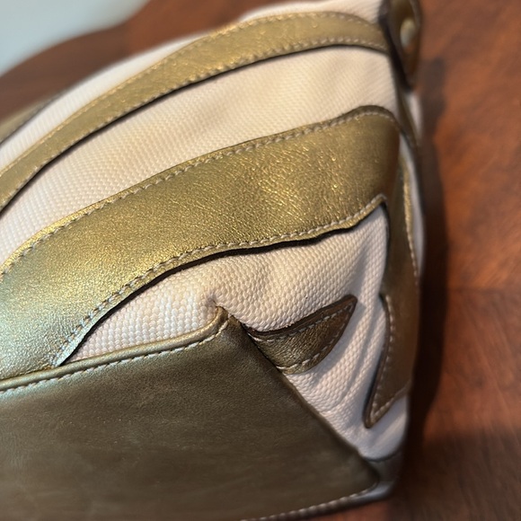 Coach 478  RARE  Mini zebra stripe bag canvas white/leather gold metallic NWT - Picture 12 of 15